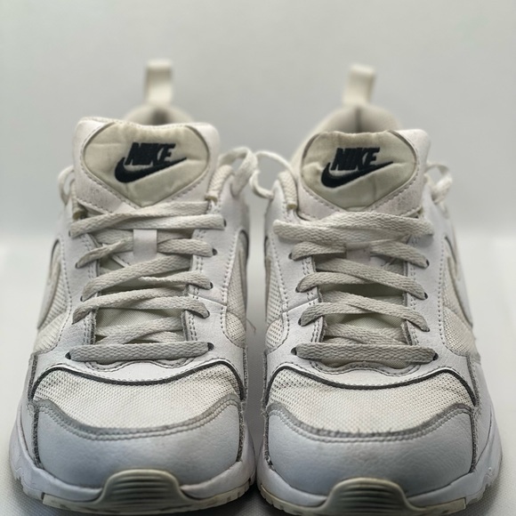 Youth 6.5 Nike Pegases Trainers - Picture 3 of 4